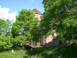 Bild: Die Kirche St. Michael auf dem Burgberg von Bösenburg.