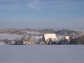 Bild: Blick von der Rabenskuppe auf Mansfeld.