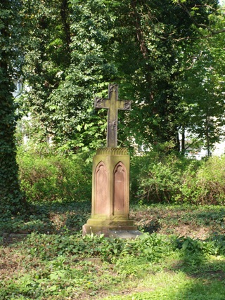 Bild: Grabstätte auf dem campo santo von Eisleben.
