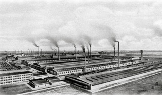 Bild: Mansfelder Kupfer- und Messingwerke (MKM). Historische Aufnahme aus den 1930er Jahren. Dieses Bild ist gemeinfrei, weil seine urheberrechtliche Schutzfrist abgelaufen ist.