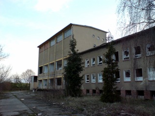 Bild: Die Industrieruine Großbäckerei Hettstedt. Aufnahme aus dem Jahr 2008.