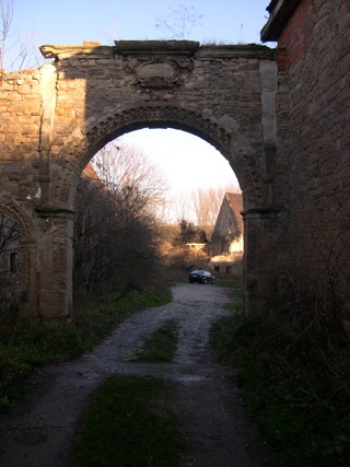 Bild: Impressionen von der Ruine Haus Zeitz aus dem Jahre 2006.