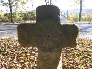 Bild: Das Steinkreuz von Welfesholz.