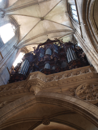 Bild: Die Orgel im Dom zu Halberstadt.