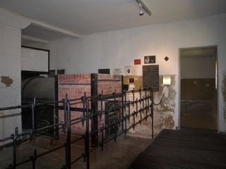 Bild: Im ehemaligen Krematorium des Konzentrationslagers Mittelbau-Dora bei Nordhausen.