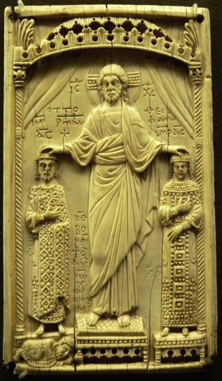 Bild: Otto II. und Theophanu erhalten die Kaiserkrone aus den Händen Christi. Dieses Bild steht unter der GNU Free Documentation Licence.