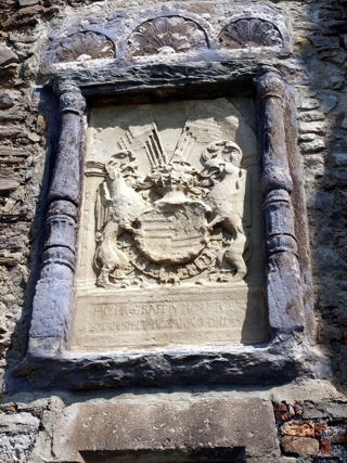 Bild: Wappen der Grafen von Mansfeld an der Südwestseite der Burg Arnstein.