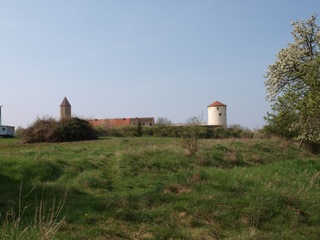 Bild: An der Burg zu Freckleben.