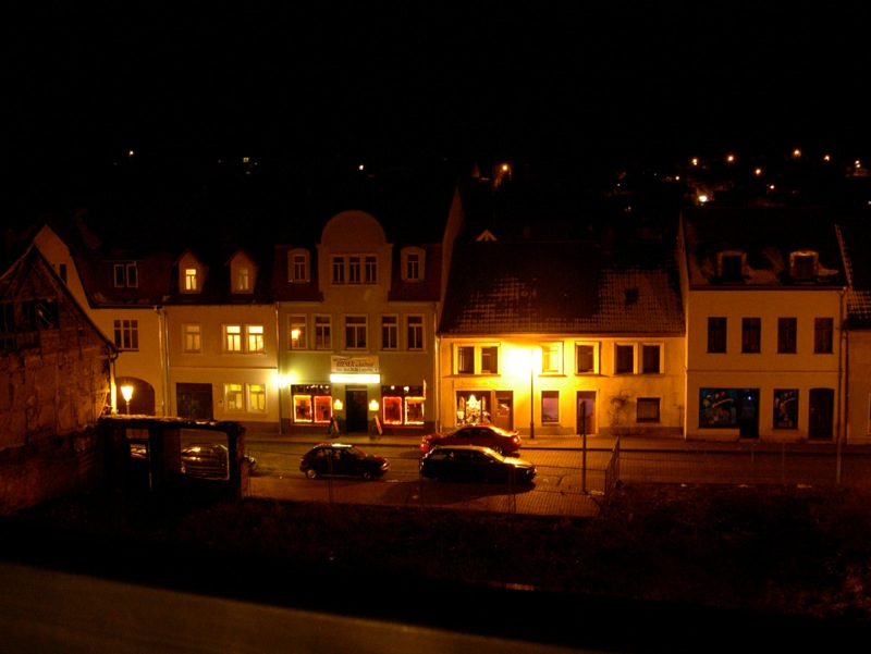 Hettstedt - Blick vom Jüdenkegel auf den Freimarktes bei Nacht.