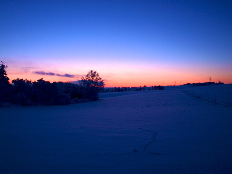 Sonnenuntergang an einem kalten Wintertag in Greifenhagen.