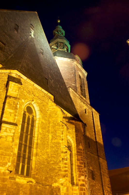 Die Andreaskirche in Eisleben bei Nacht