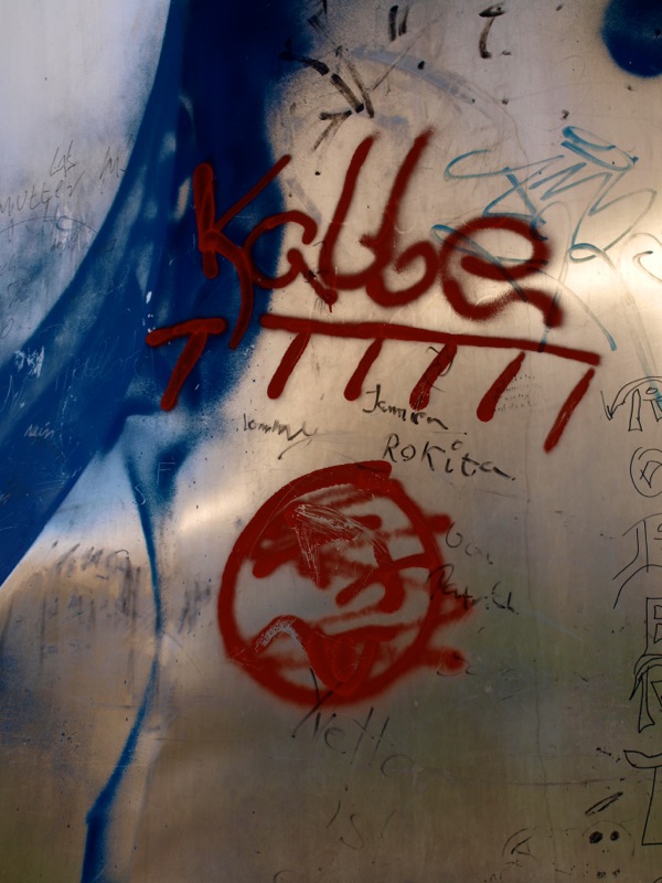 Bild: Eisleben - Graffiti am DENKMAL HUNT, STOLLN UND GRUBENPFERD.
