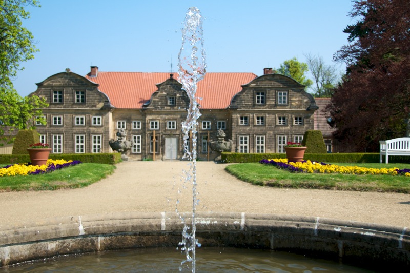Bild: Wasserspiel im Barockgarten des Kleinen Schlosses zu Blankenburg.
