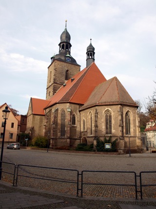 Bild: Die Kirche St. Jakobi am Markt zu Hettstedt.
