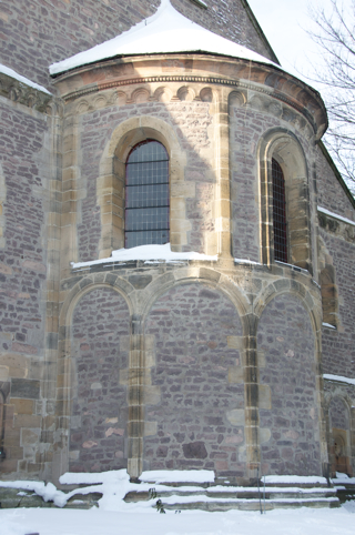 Bild: Apsis der Stiftskirche auf dem Petersberg bei Halle an der Saale.
