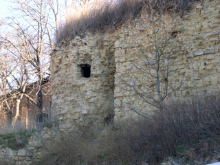 Bild: Die Ruinen der Festung Schraplau.
