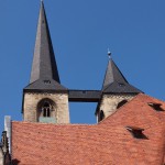 Bild: Blick auf die Türme der Martinikirche von Halberstadt.